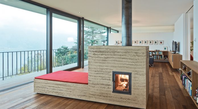 Wärme-Kunst Martin Rauch aus Schlins befasst sich seit 30 Jahren mit dem Baustoff Lehm und ist in diesem Metier längst international anerkannter Fachmann. Bertram und Harald Müller führen in Ludesch den traditionsreichen Betrieb Ofenbau Müller. Gemeinsam machen die beiden Walgauer Unternehmer weit über die Landesgrenzen hinaus mit dem „Lehmo” Furore.