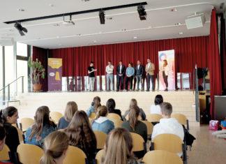 Frageraum Politik: Mischt euch ein, gestaltet eure Zukunft!