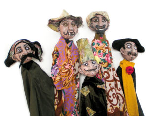 Die Puppenspielerinnen