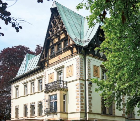 Mit „Dramagalerie” und „Uhuismus” in eine neue Zeit