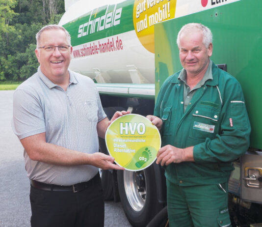 Küng Bodenbau tankt umweltfreundlich