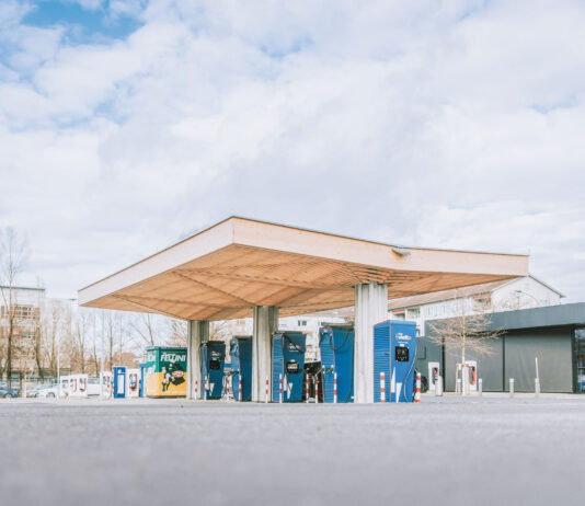 Innovative Sonnentankstelle