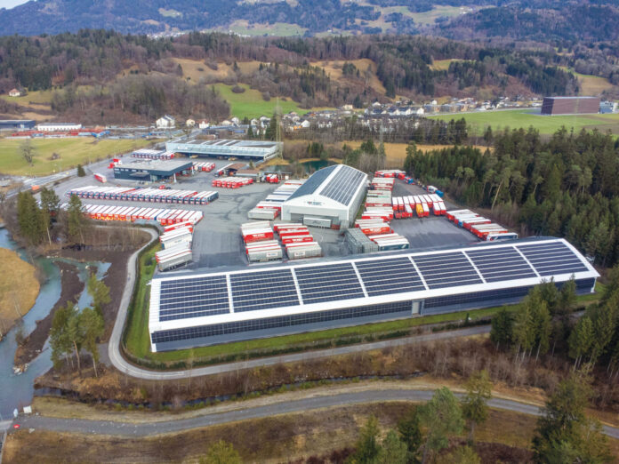 Mit 200 Lkw umweltbewusst unterwegs